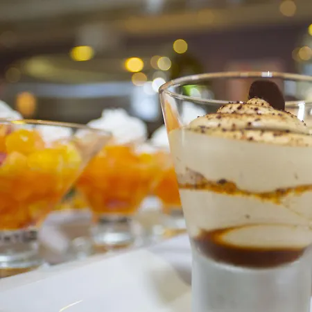 Park Ξενοδοχείο 4*