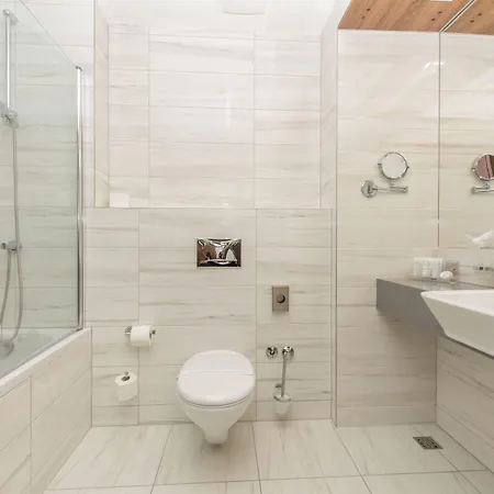Park Hotel 4*